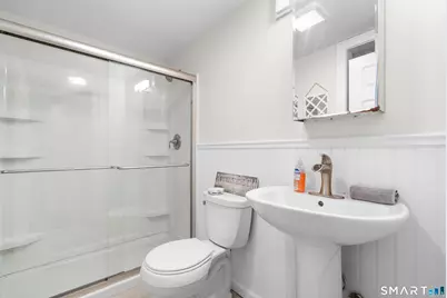 47 Hungerford Avenue, Waterbury, CT 06705 - Photo 7