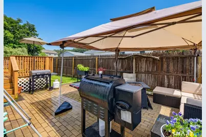 8 West Arch Street #8R, Stonington, CT 06379 - Photo 27