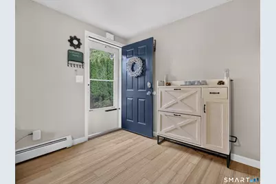 8 West Arch Street #8R, Stonington, CT 06379 - Photo 3