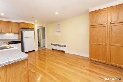 19 Crestwood Circle, Farmington, CT 06032 - Photo 5