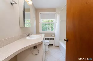 19 Crestwood Cir, Farmington, CT 06032 - Photo 21