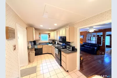837 East Wakefield Boulevard, Winchester, CT 06098 - Photo 21