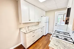 103 Church St, Wallingford, CT 06492 - Photo 3