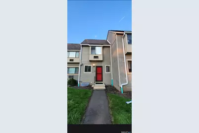 46 Sterling Village #46, Meriden, CT 06450 - Photo 3