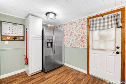 24 Bailey Avenue, Wallingford, CT 06492 - Photo 9