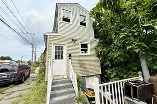 387 Colony St, Meriden, CT 06451 - Photo 1