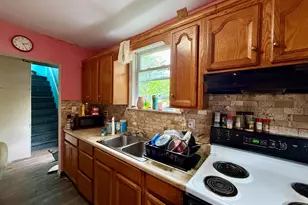 387 Colony St, Meriden, CT 06451 - Photo 11