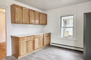202 Harral Ave, Bridgeport, CT 06604 - Photo 3