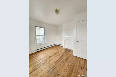 202 Harral Avenue #B, Bridgeport, CT 06604 - Photo 5