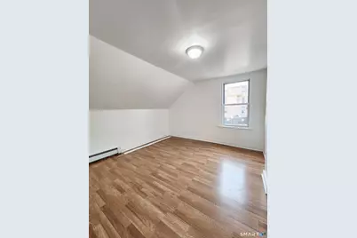 202 Harral Avenue #B, Bridgeport, CT 06604 - Photo 7