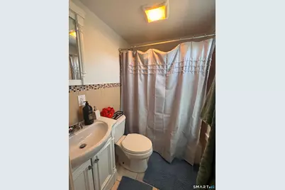 106 Jones Avenue, Bridgeport, CT 06604 - Photo 11