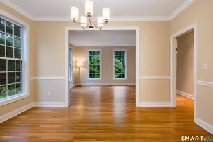 25 Fenwick Dr, Avon, CT 06001 - Photo 15