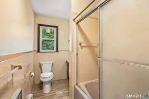 25 Woodbury Dr, Danbury, CT 06811 - Photo 13