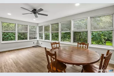 25 Woodbury Drive, Danbury, CT 06811 - Photo 11