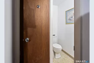 1581 Meriden Waterbury Turnpike #6, Southington, CT 06489 - Photo 5
