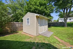 7 Play Rd, Enfield, CT 06082 - Photo 37