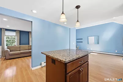 7 Play Road, Enfield, CT 06082 - Photo 9