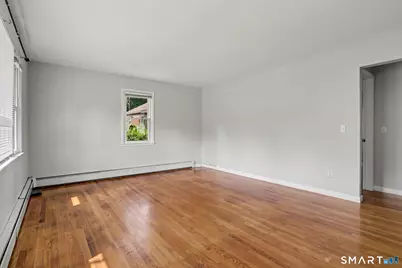 115 Forestview Road, Bridgeport, CT 06606 - Photo 5