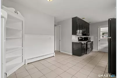 115 Forestview Road, Bridgeport, CT 06606 - Photo 9