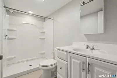 115 Forestview Road, Bridgeport, CT 06606 - Photo 19