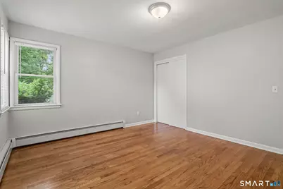 115 Forestview Road, Bridgeport, CT 06606 - Photo 17