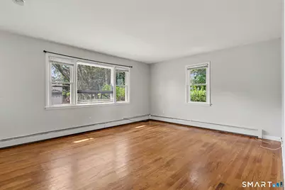 115 Forestview Road, Bridgeport, CT 06606 - Photo 7