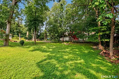 115 Forestview Road, Bridgeport, CT 06606 - Photo 31