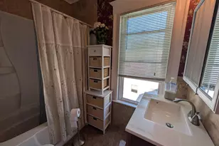 51 Broad St, Plainville, CT 06062 - Photo 15