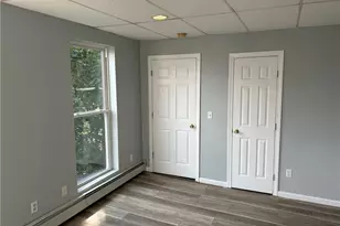 19 S High St, New Britain, CT 06051 - Photo 9