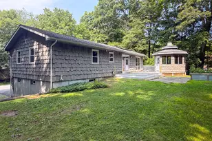 168 Lakeshore Dr, New Hartford, CT 06057 - Photo 29