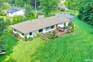 85 Blueberry Knolls, Middlebury, CT 06762 - Photo 3