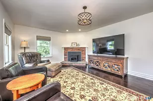 30 Old Sawmill Dr, Beacon Falls, CT 06403 - Photo 7