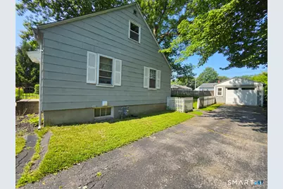 417 Atwood Avenue, Waterbury, CT 06705 - Photo 3