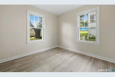 34 Corona Drive, Waterbury, CT 06708 - Photo 5