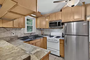 7 Fitzgerald Ave, Waterford, CT 06385 - Photo 17