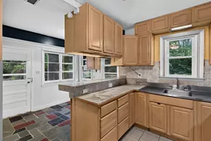 7 Fitzgerald Ave, Waterford, CT 06385 - Photo 15