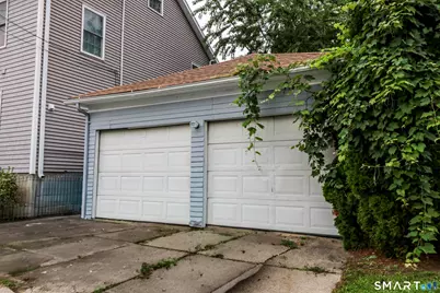 204 Savoy Street, Bridgeport, CT 06606 - Photo 5