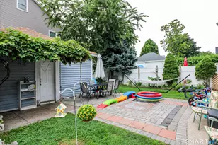 204 Savoy St, Bridgeport, CT 06606 - Photo 7
