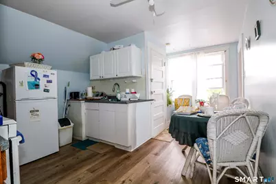 204 Savoy Street, Bridgeport, CT 06606 - Photo 23