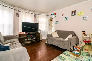 204 Savoy St, Bridgeport, CT 06606 - Photo 17