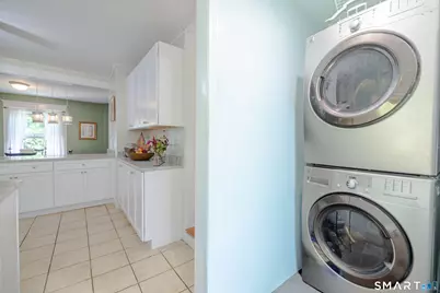 8-B Godfrey Street, Groton, CT 06355 - Photo 11