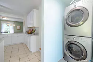 8B Godfrey St, Groton, CT 06355 - Photo 11