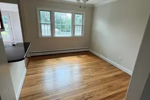 21 Brookfield Meadows Rd, Brookfield, CT 06804 - Photo 11
