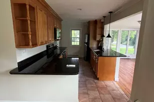 21 Brookfield Meadows Rd, Brookfield, CT 06804 - Photo 9