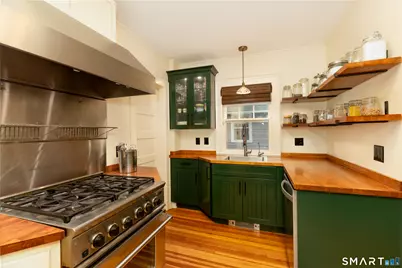 23 Westfield Road, West Hartford, CT 06119 - Photo 3