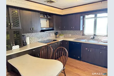 879 Congress Avenue, Waterbury, CT 06708 - Photo 11