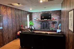 879 Congress Ave, Waterbury, CT 06708 - Photo 15