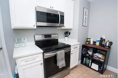 435 Ruth Street, Bridgeport, CT 06606 - Photo 9