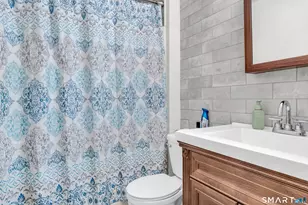 175 Mill Pond Rd, Hamden, CT 06518 - Photo 21