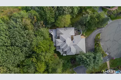 154 Suncrest Court, Torrington, CT 06790 - Photo 3